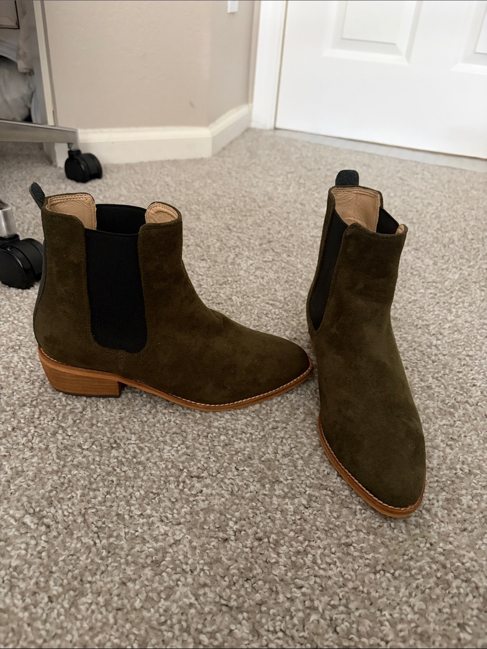 Olive Suede Western Chelsea Ankle Boots - Women's
